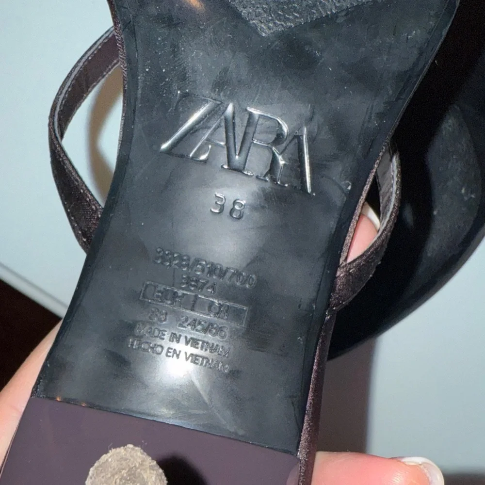 Zara Women's Dark Brown Sandals Heels - Picture 5 of 5